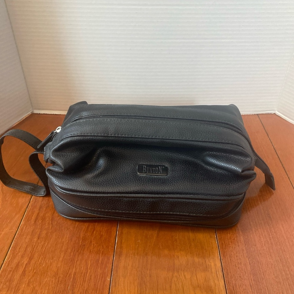 Buxton Faux Leather Grooming Travel Toiletry Bag Black W/ Travel Kit
